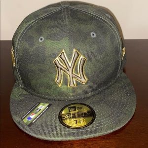 New York Yankees hat